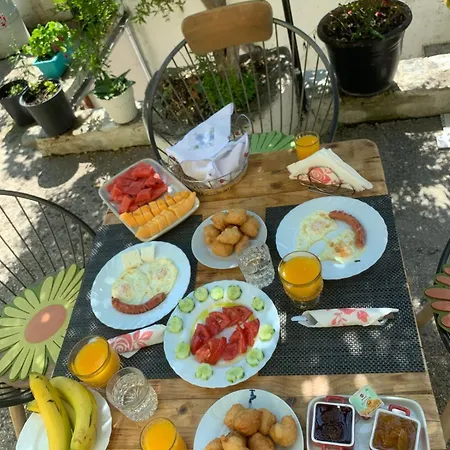 Antajla Couette-café